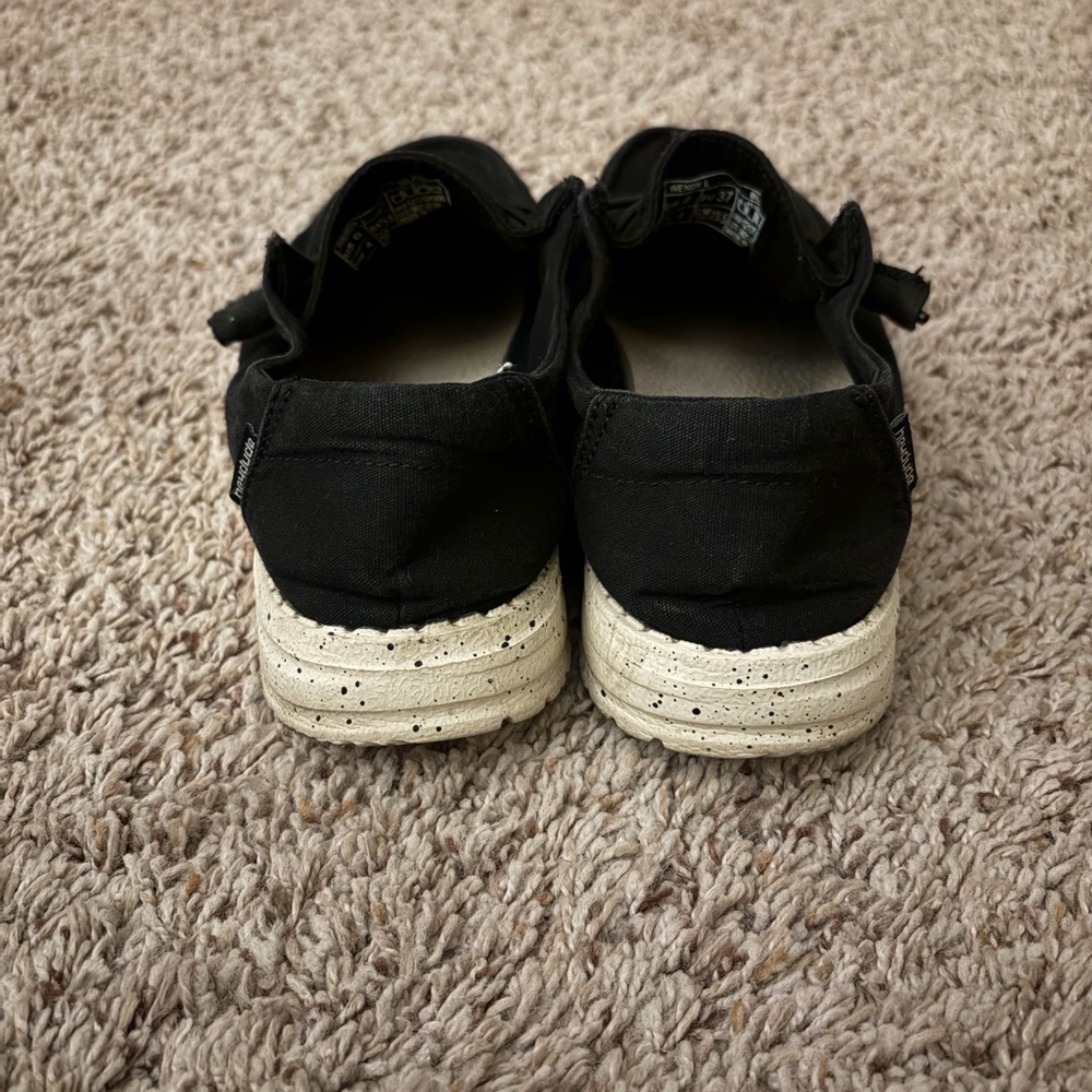 Wendy L Hey Dude Women’s Black Slip-On Loafers - Picture 3 of 7